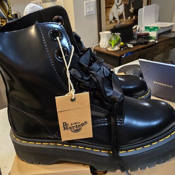 DR. MARTENS MOLLY Leather Platform Boots BLACK BUTTERO Men's Size 10 NEW - Picture 5 of 16